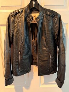 Hollister Black Quilted-Trim Faux Leather Biker Jacket